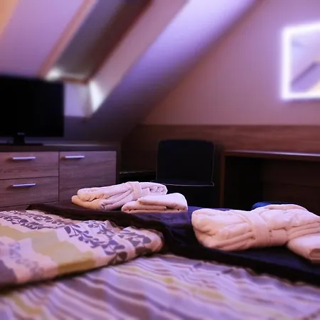 Oázis Apartmanház *